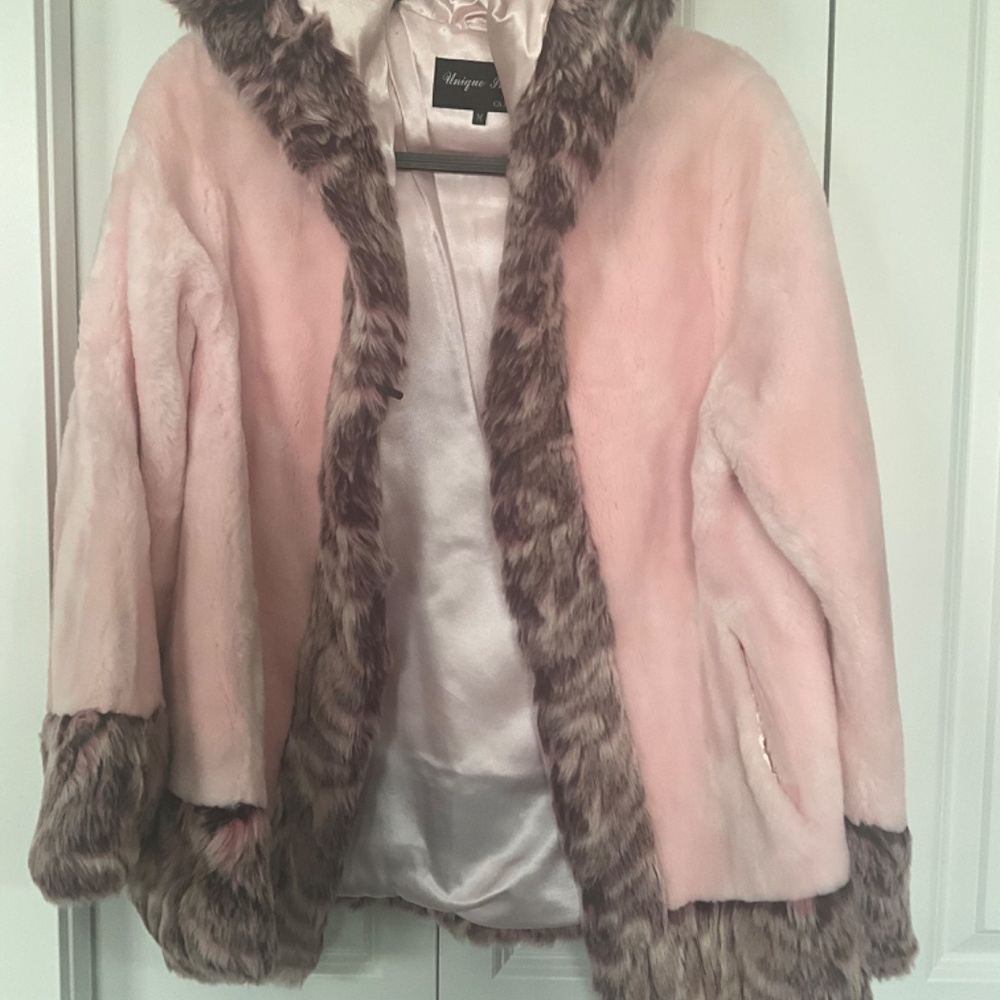 Faux fur jacket - Picture 3 of 4